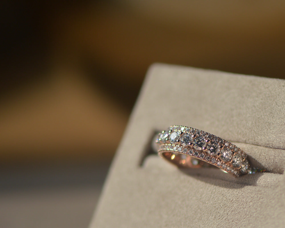 Bespoke diamond wedding ring set with lab grown diamonds in 18k rose gold